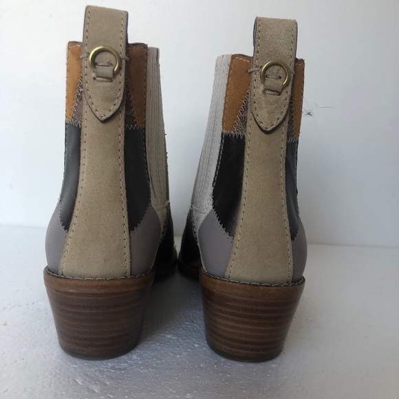 NEW COACH Patchwork Western Ankle Boots Size 6 - Picture 3 of 8